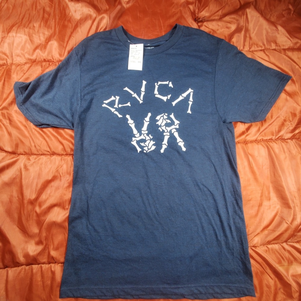 NWT RVCA Peace‎ Bones Knuckles Men's Small Short Sleeve T-Shirt Grey MSRP: $30